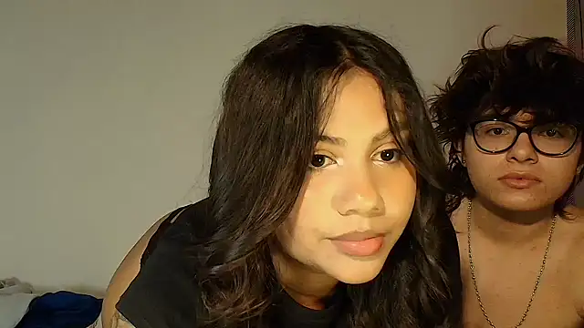 Snapshot of DaViruzz chatting on 02-07-26, 11:19 DaViruzz online show from 02-07-26, 11:19