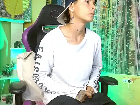 Aron 777 online show from 01-14-26, 09:42