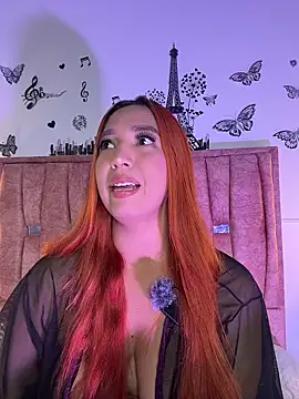 Snapshot of Violetta_Moretti chatting on 02-05-26, 03:05 Violetta Moretti online show from 02-05-26, 03:05