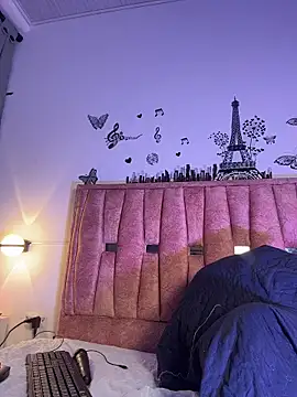 Snapshot of Violetta_Moretti chatting on 03-04-26, 01:44 Violetta Moretti online show from 03-04-26, 01:44