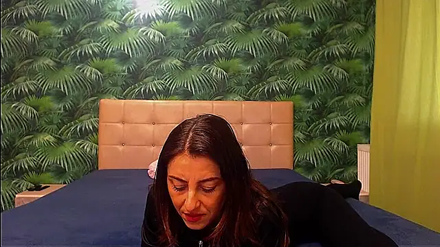 Stella John online show from 01-14-25, 07:38