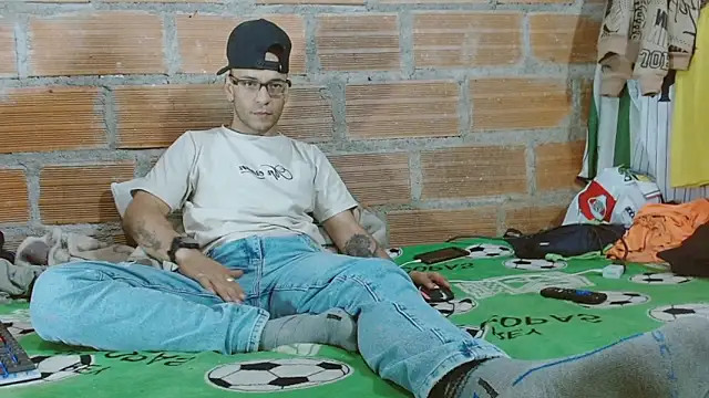 Alphamaster 92 online show from 02-22-26, 03:29