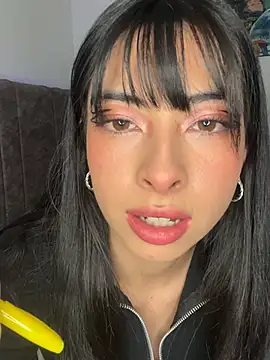 junorise23 online show from 01-15-26, 04:28