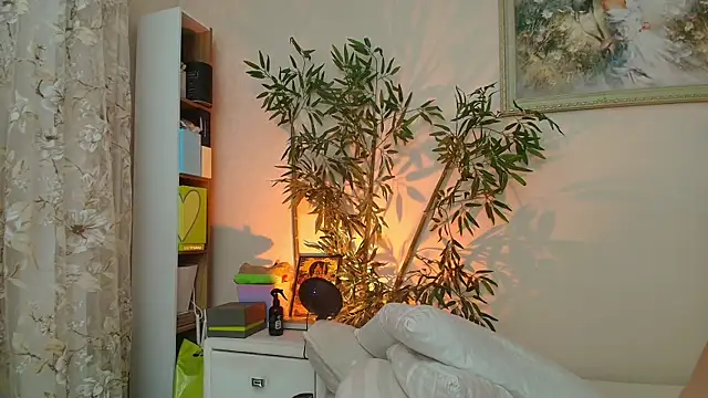 HappyLisa online show from 02-11-26, 06:29