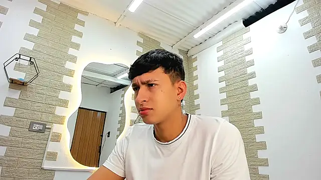 Snapshot of neithan_sleitherx chatting on 02-14-26, 12:46 neithan sleitherx online show from 02-14-26, 12:46