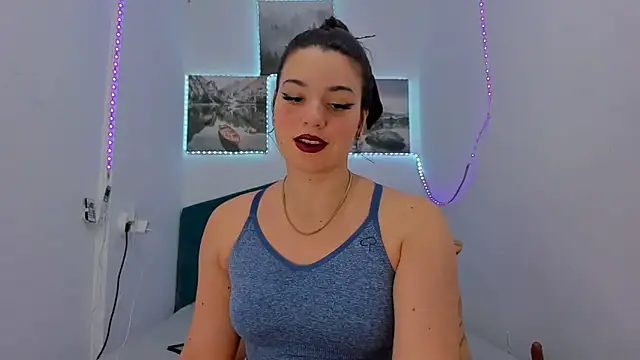 RedAssHottie online show from 03-06-25, 04:08