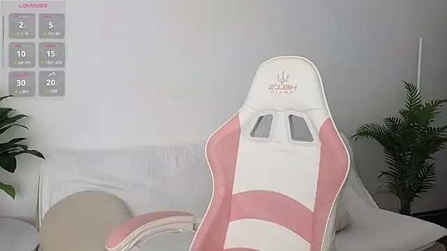 Snapshot of JesseCaits chatting on 01-19-26, 07:34 JesseCaits online show from 01-19-26, 07:34