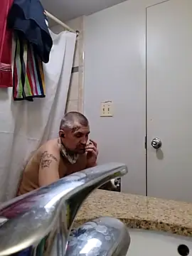 Snapshot of ViciouzzD chatting on 01-11-26, 10:31 ViciouzzD online show from 01-11-26, 10:31