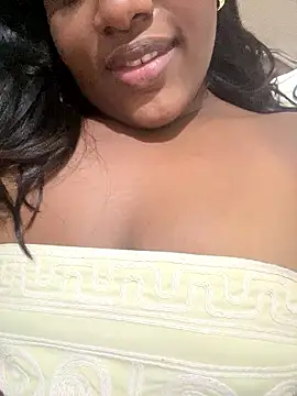 Snapshot of amorasecy chatting on 01-18-26, 01:31 amorasecy online show from 01-18-26, 01:31