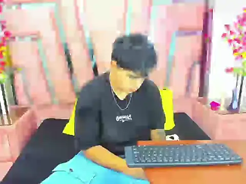 ThomasThund online show from 01-10-26, 01:02