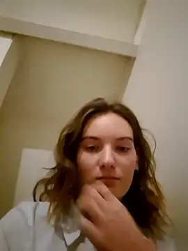 SweetCandyy69 online show from 01-18-26, 06:12