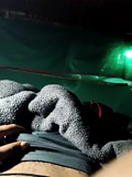 Snapshot of Hot2602 chatting on 12-20-25, 07:32 Hot2602 online show from 12-20-25, 07:32