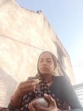 Karishma singh online show from 04-14-26, 01:22