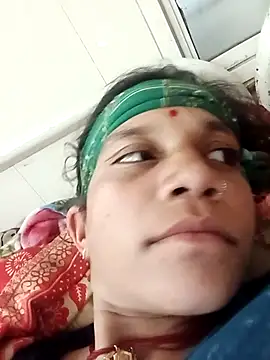 Karishma singh online show from 04-16-26, 01:01