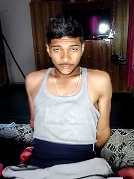 xrealcam699 online show from 04-19-26, 07:29