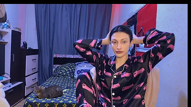 Snapshot of Amalia_Draki chatting on 03-01-26, 04:09 Amalia Draki online show from 03-01-26, 04:09