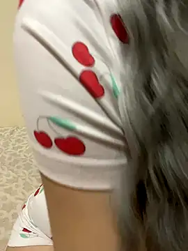 Snapshot of Hottest_Maya chatting on 01-07-26, 02:08 Hottest Maya online show from 01-07-26, 02:08