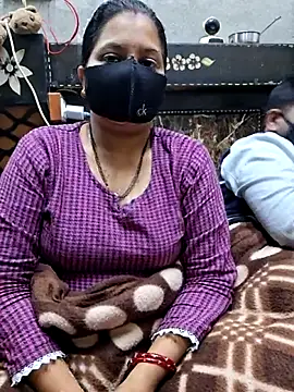 Radhacpl9528 online show from 01-06-26, 03:49