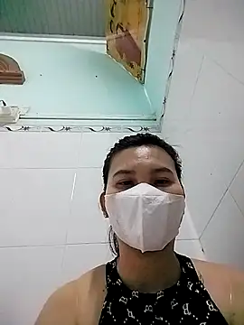 Snapshot of chichlasuong chatting on 12-23-25, 01:36 chichlasuong online show from 12-23-25, 01:36