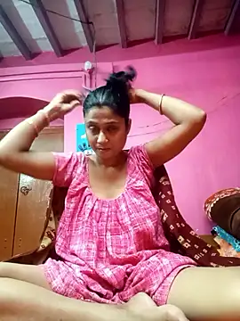 Hooghlypinkivabi online show from 01-13-26, 02:44