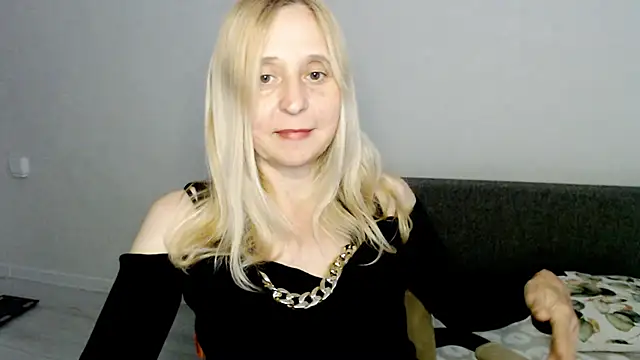 MiLenaMilf online show from 03-18-25, 08:03