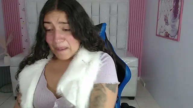 Snapshot of scarleth_sweet_s chatting on 01-09-26, 08:10 scarleth sweet s online show from 01-09-26, 08:10