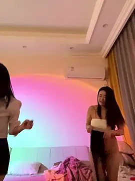 Molly-xiao online show from 01-07-26, 09:56