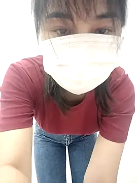 Snapshot of Chiipp69 chatting on 02-26-26, 02:05 Chiipp69 online show from 02-26-26, 02:05