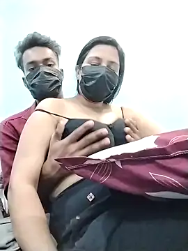 Snapshot of Miss_alisha chatting on 12-23-25, 11:08 Miss alisha online show from 12-23-25, 11:08