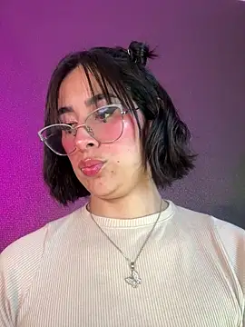 luna gv online show from 01-19-26, 10:19