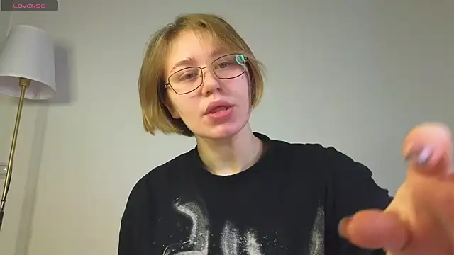 Snapshot of starsonthesky chatting on 01-08-26, 07:32 starsonthesky online show from 01-08-26, 07:32