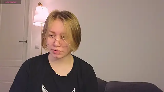 Snapshot of starsonthesky chatting on 01-15-26, 05:34 starsonthesky online show from 01-15-26, 05:34