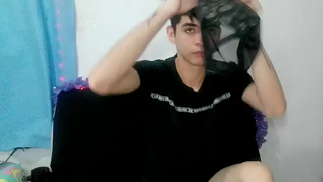 Snapshot of nico22love chatting on 02-02-26, 12:26 nico22love online show from 02-02-26, 12:26