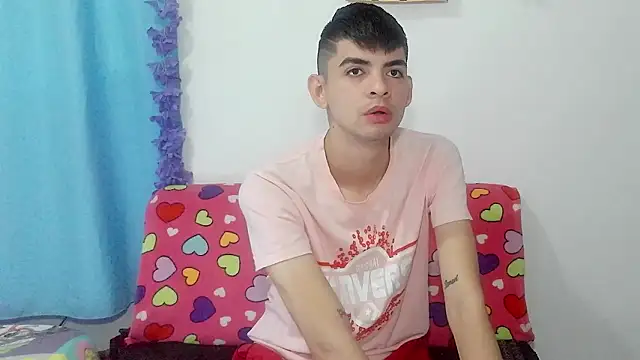 Snapshot of nico22love chatting on 02-09-26, 12:31 nico22love online show from 02-09-26, 12:31