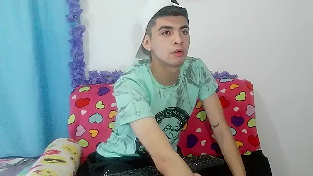 Snapshot of nico22love chatting on 02-13-26, 01:07 nico22love online show from 02-13-26, 01:07