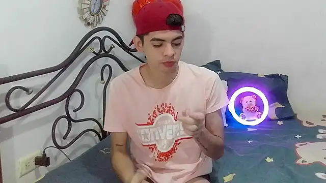 Snapshot of nico22love chatting on 02-26-26, 03:55 nico22love online show from 02-26-26, 03:55