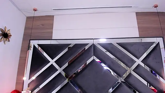 melody  sweet  online show from 02-01-26, 07:56