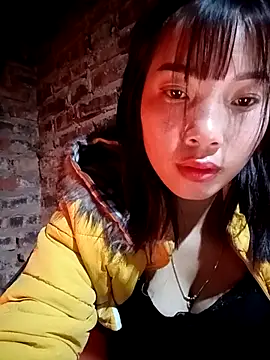 yeutinh00 online show from 01-10-26, 06:42