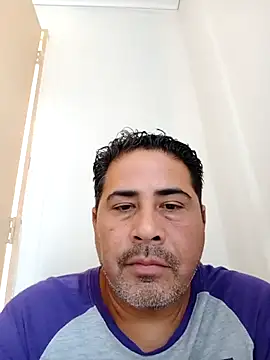 Snapshot of Piscis46 chatting on 01-12-26, 12:10 Piscis46 online show from 01-12-26, 12:10