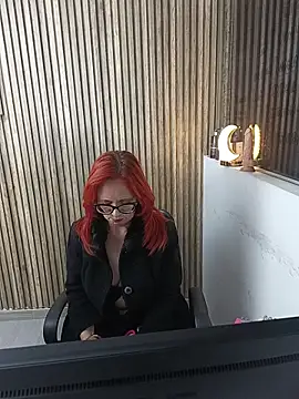 Snapshot of MarianaMonsalve_ chatting on 02-06-26, 04:06 MarianaMonsalve online show from 02-06-26, 04:06