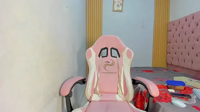 axelsavage042 online show from 01-13-26, 08:03