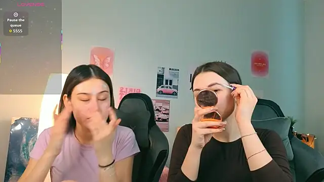 Doublechocolatee online show from 01-13-26, 08:41