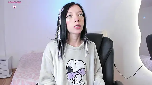 Snapshot of Diamond__cherry69 chatting on 02-24-26, 01:53 Diamond cherry69 online show from 02-24-26, 01:53