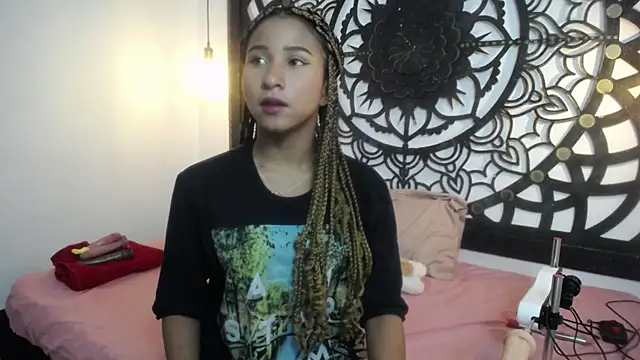 Snapshot of salome_willianss chatting on 01-09-26, 01:25 salome willianss online show from 01-09-26, 01:25