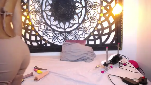 salome willianss online show from 02-17-26, 01:40