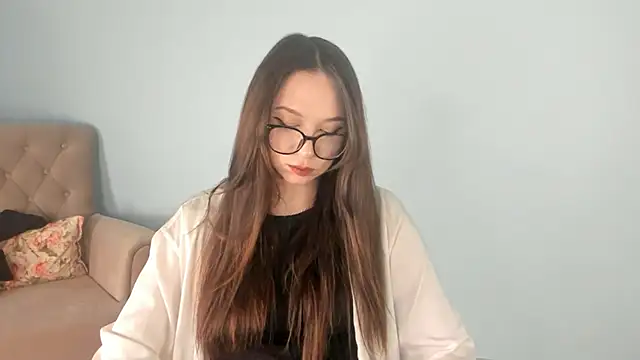 AugustaDakin online show from 01-11-26, 12:43