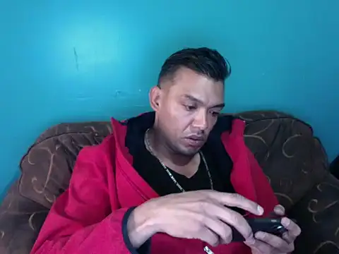 latinomoreno95 online show from 01-08-26, 07:49