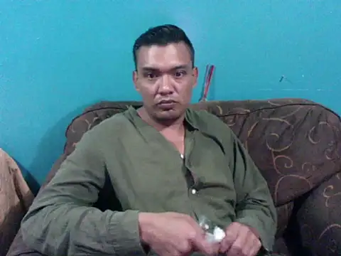 Snapshot of latinomoreno95 chatting on 07-16-26, 01:33 latinomoreno95 online show from 07-16-26, 01:33