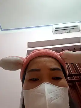 Snapshot of seduza-hyun chatting on 01-14-26, 02:33 seduza-hyun online show from 01-14-26, 02:33