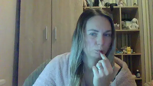 Snapshot of VikiLove765 chatting on 01-31-26, 10:08 VikiLove765 online show from 01-31-26, 10:08